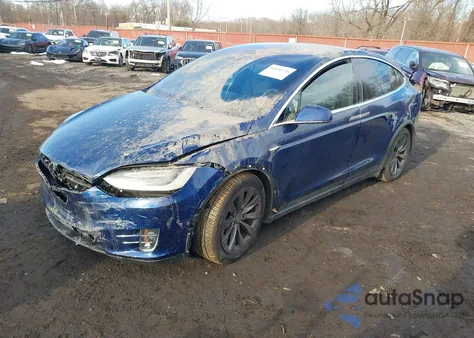 2018 Tesla Model X 100D/75D/P100D from USA, damaged, VIN 5YJXCBE23JF091778